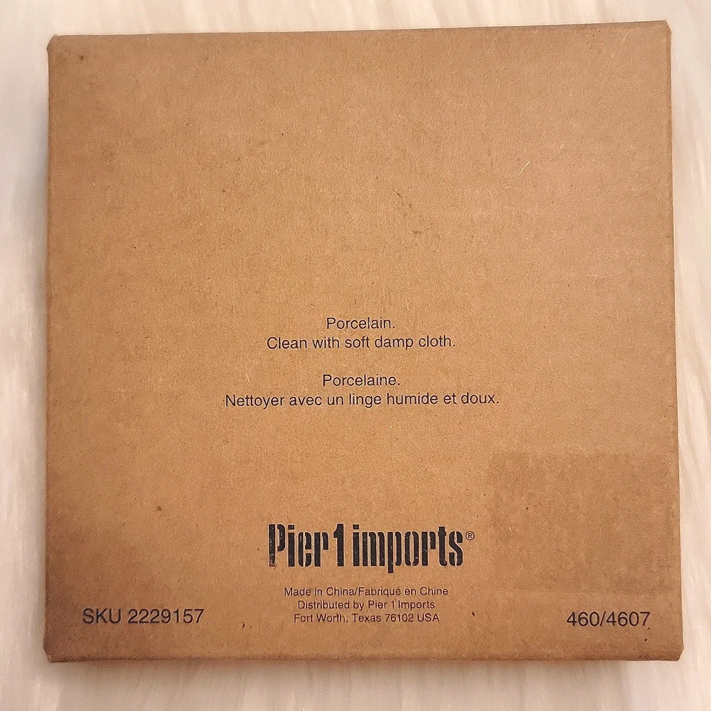 NWT Pier 1 Imports Set Of 4 Blue & White Porcelain Coasters